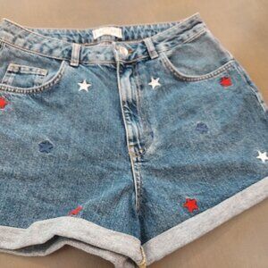 NWOT Francesca's jean shorts